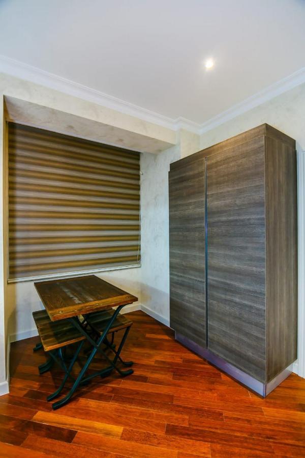 Lux Family Apartment In City Center 巴库 外观 照片